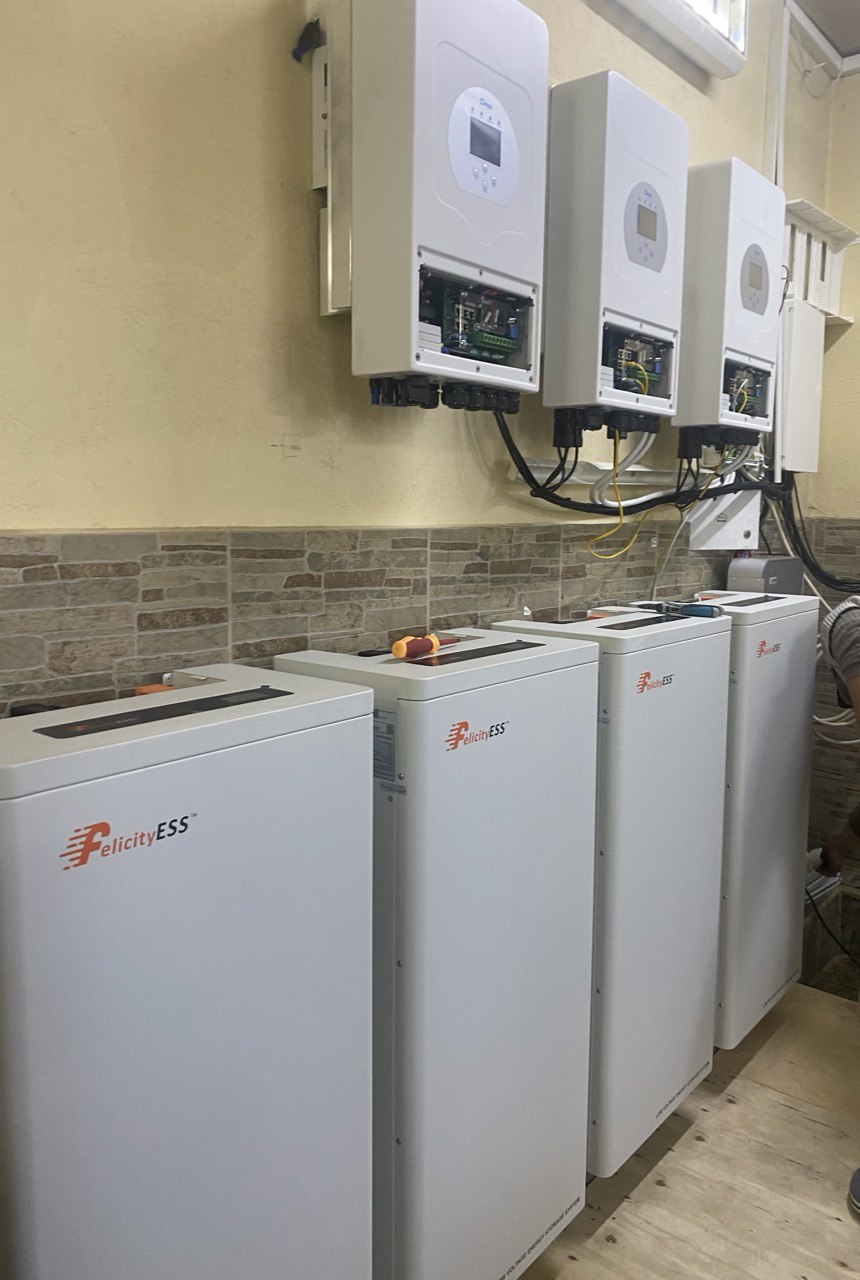 Встановлення акамулятора для дому